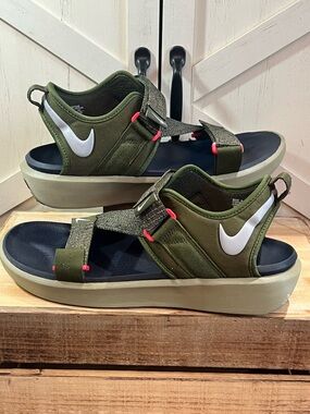 Nike Vista Men’s “Rough Green” Customizable Size 11 Sandals DJ6606 300